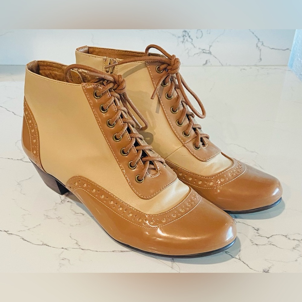 Chelsea Crew Pearla Vintage Style Oxford Bootie